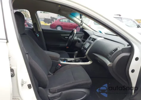 2014 Nissan Altima 2.5 S из США, поврежденный, VIN 1N4AL3AP2EC151247